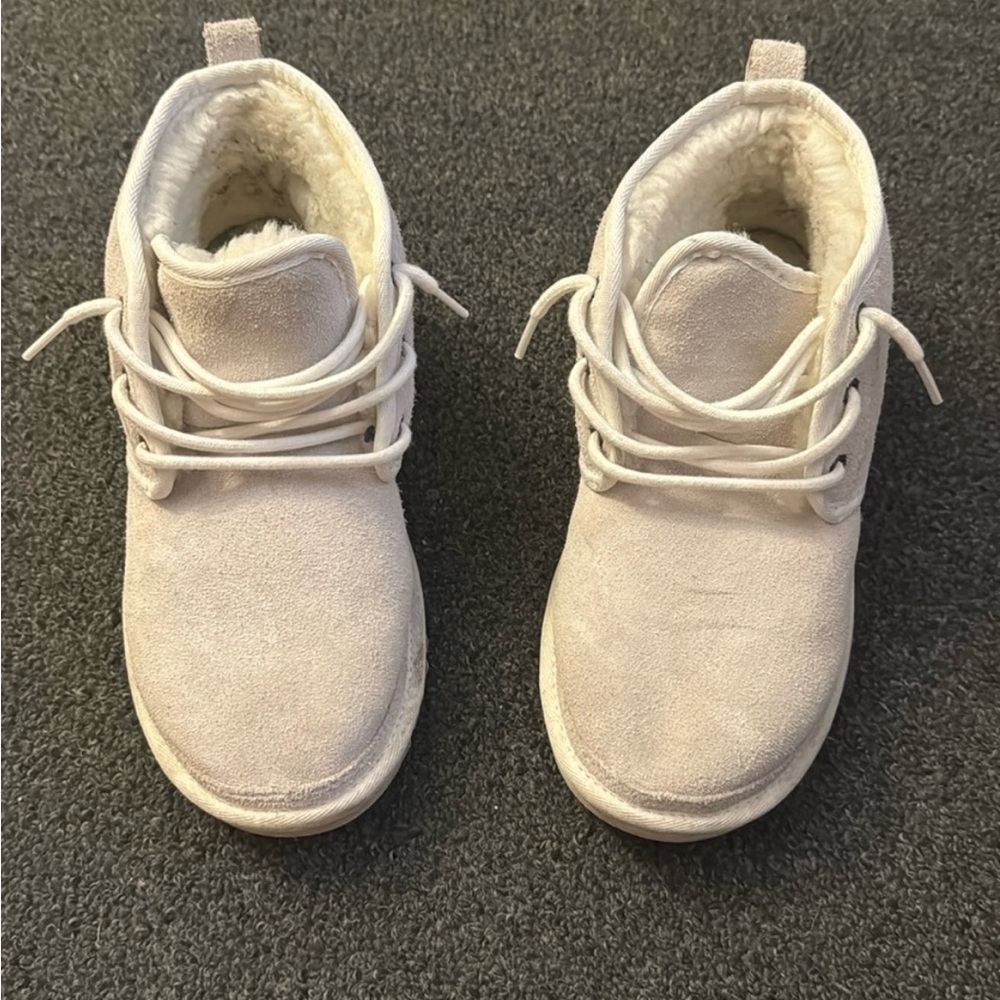 Ugg Neumel